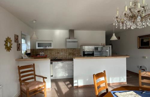 Nicoles Niedschlösschen - Foto 2