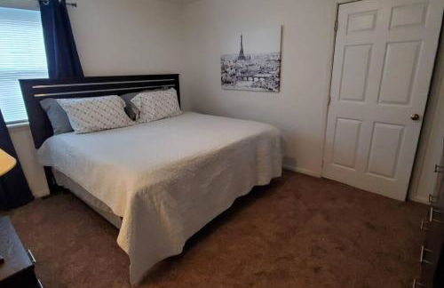 Trenton's Apartment on First - Foto 5