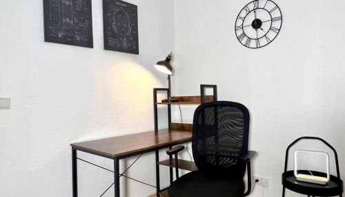 Ruhig & Zentral - 2 Kingsize Betten - Wi-Fi - Foto 2