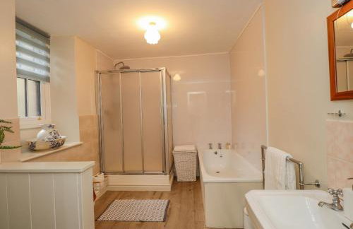 The Stables - Photo 16