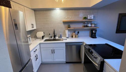 Next to Lake, Pool, 10 Acre Park, 1 Mile to Town, Best Prices - Foto 5