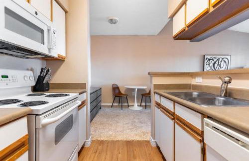 Landing Chic 1BD Pool Gym - Foto 4