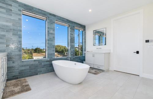 Luxury Pool Haven Scenic Views and Summer Fireworks - Foto 10