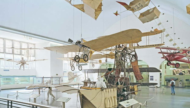 Visiting one of the city's museums