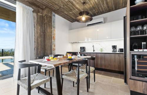 Petres Luxury Villas with heated private pool - Foto 27