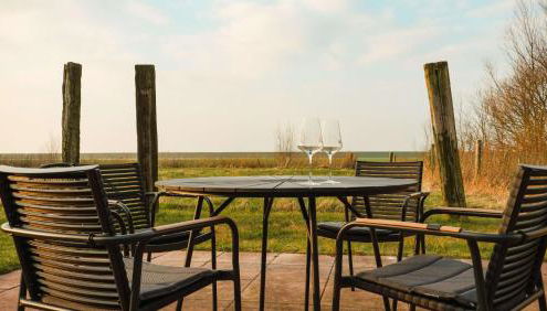 Modernes Holzhaus mit traumhaftem Deichblick - Foto 2