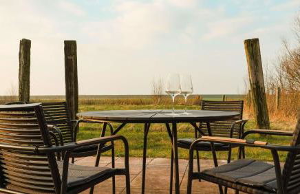 Modernes Holzhaus mit traumhaftem Deichblick - Foto 2