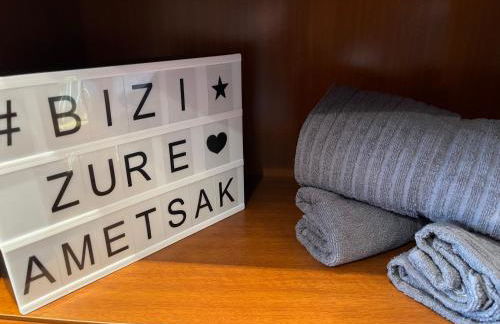 Vivienda en el centro con garaje - Foto 1