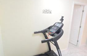 Staten Island Cozy Private 1-br Basement Apt close to NYC Family & Pet Friendly - Foto 18