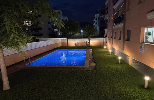 Ideal para familias con jardín privado, piscina y playa a 2 min - Photo 21