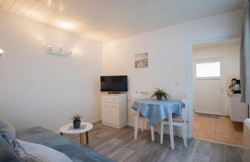 Tiny-Bungalow - zum Strand 50m - Foto 1