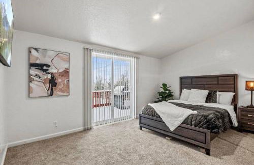 Upscale Retreat near vibrant downtown - Foto 17