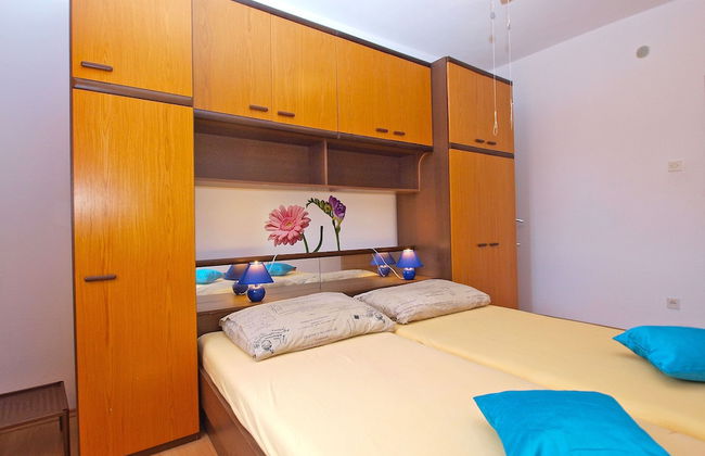 Apartment 1432 - Photo 8