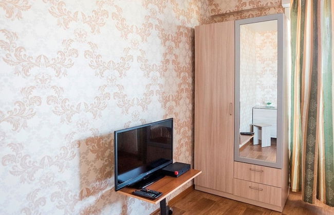 Apartment Economy on Piskunova 148-2 - Photo 2