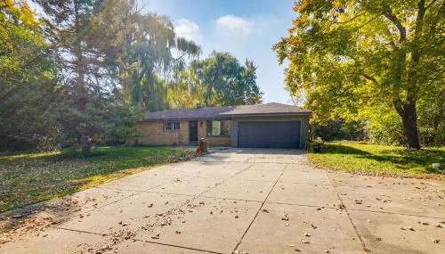 Peaceful Retreat with Yard 2 Mi to Pewaukee Lake! - Foto 4