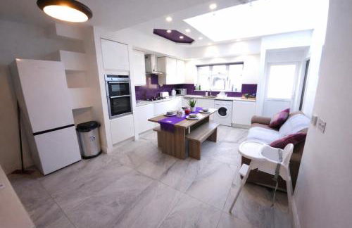 Spacious Modern 5 bedroom home near Heathrow Windsor - Foto 11