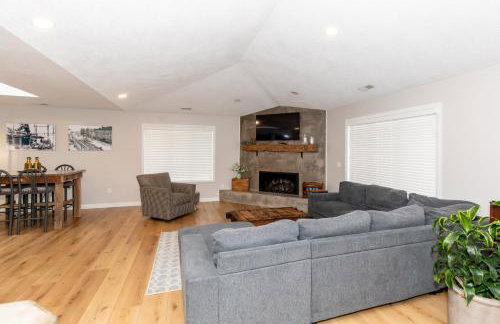 Group House Sleeps 26 THE ATTIC - 2 Miles to Cedar Point - Foto 80