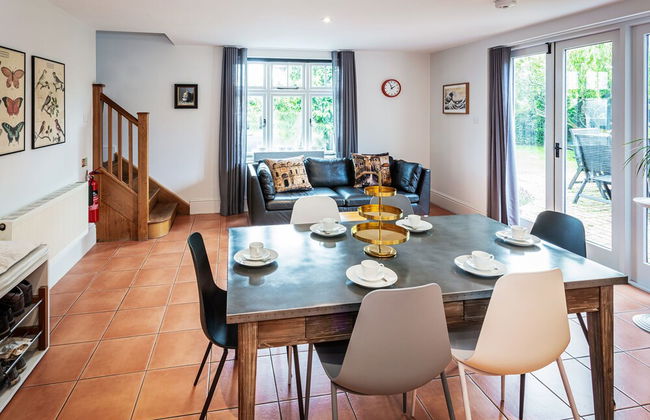 Ship Bungalow - Photo 14