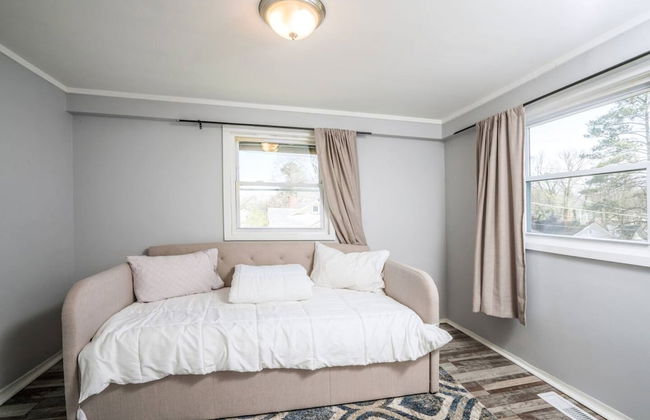 Renovated 3 Bedroom Close to Downtown - Foto 13