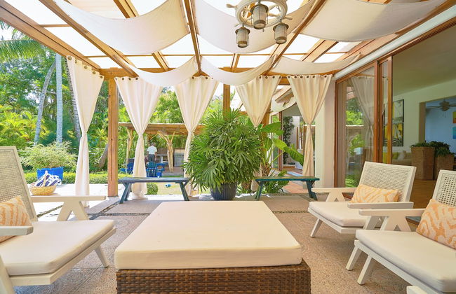 Beach Villa in El Portillo Sleeps 12 - Foto 38