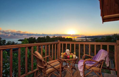 Seafront Villa Kallia & George, By IdealStay Experience - Foto 1