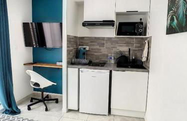 STUDIO COSY HYPER CENTRE GARE AMIENS WIFI NETFLIX 2 PERS - Foto 5