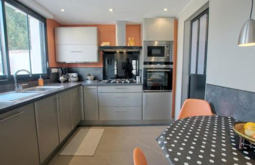 Maison charmante avec WiFi près des plages et pistes cyclables - FR-1-835-9 - Foto 4