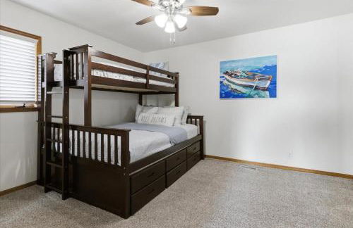 Lakefront Home w/ Private Dock, Slip, Kayaks & Paddleboards at the 7mm - Foto 20