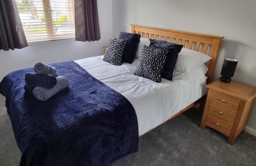 Windsor property near Legoland with free parking - Photo 23