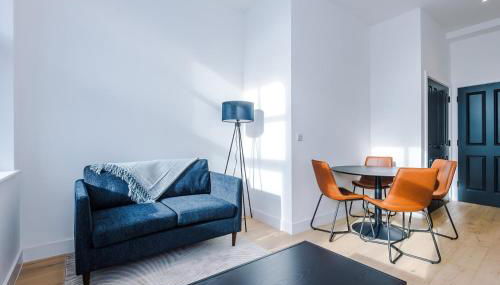 Stylish 1-Bedroom Getaway in Sale - Photo 2