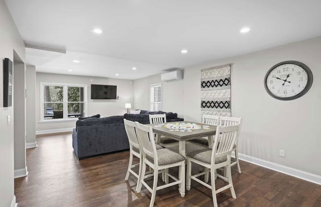 Porch Paradise by Avantstay New Pool, Firepit - Foto 4