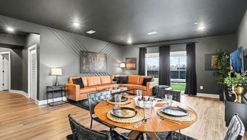 Sunset-Expansive Patio & Hot Tub-Mins to Broadway - Foto 4