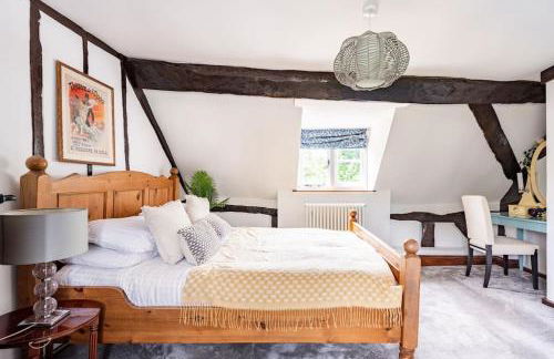 Cotswold Cheltenham, whole house with hot tub - Photo 79