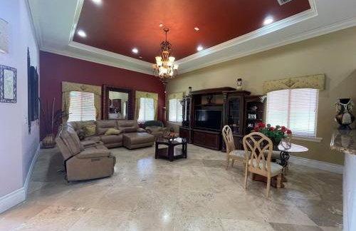 Miami Mansion for Groups Sleeps 12 - Foto 10