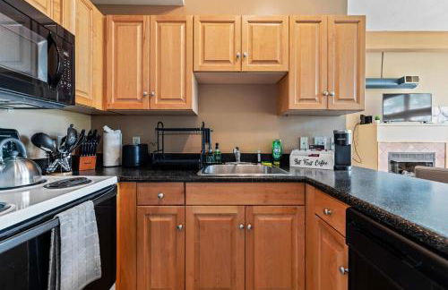 Spacious Downtown Loft Bunkbeds 2 TVs Gym - Foto 18