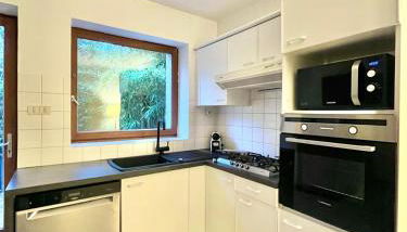 Maison La Clairière - Jardin et parking - 10 pers - 4 chambres - 15 min de Lyon - Foto 4