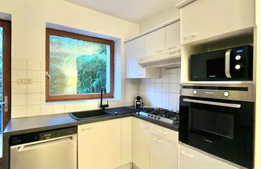 Maison La Clairière - Jardin et parking - 10 pers - 4 chambres - 15 min de Lyon - Foto 4