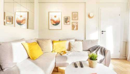 National Stadium Sunny Apartment by BookingHost - Foto 2