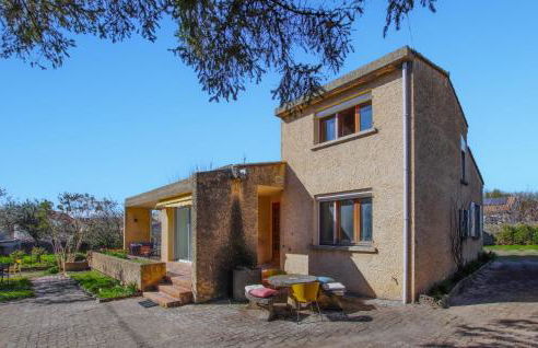 Awesome Home In Tulette With Wifi - Foto 2