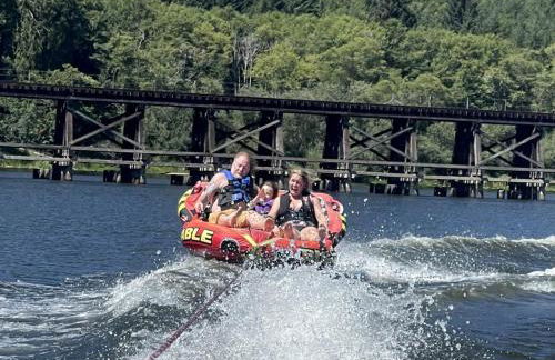 Cozy Waterfront Cottage with Hot Tub in Lakeside, Oregon - Foto 22