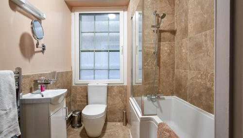 3 Bedroom Apartment - Historic Old Town - Foto 3