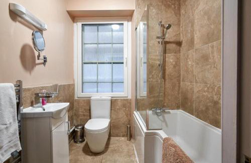 3 Bedroom Apartment - Historic Old Town - Foto 3