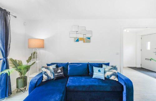 5-BR Home 7-Beds Wi-Fi Parking, Great for Contractors Peterborough, Wi-Fi - Foto 5