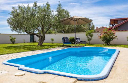 Villa Sunny Olive - Photo 32