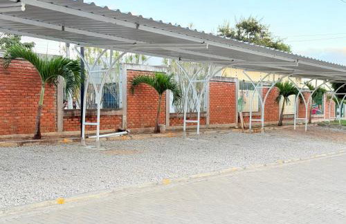 Apto Aconchegante Com Ar, Wi-Fi Garagem e Piscina - Foto 37