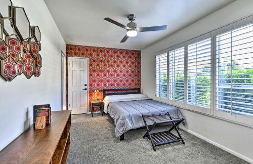 Luxe Palm Springs Home with Backyard Oasis! - Foto 26