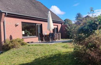 Ferienhaus mit Kamin nahe beheiztem am Waldschwimmbad - Foto 2