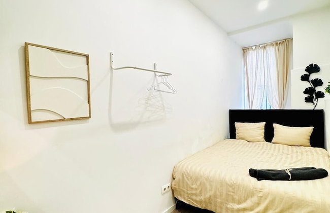 Elegant 5BR Home Ideal for Families - Foto 36