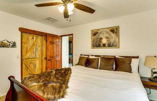 Scenic Riverfront Escape with Sauna in Junction City - Foto 16