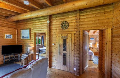 Finest Retreats - Cragdhu Log Cabin - Photo 15